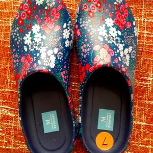 Martha Stewart *new* clogs